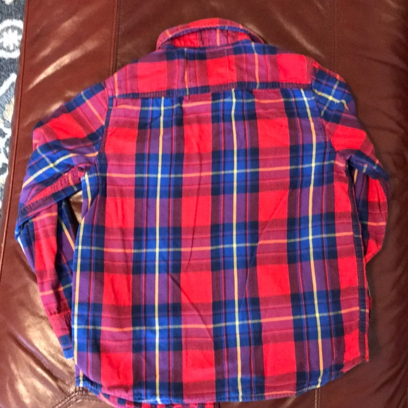 Plaid Long-sleeved collared button down shirt - Picture 5 of 5